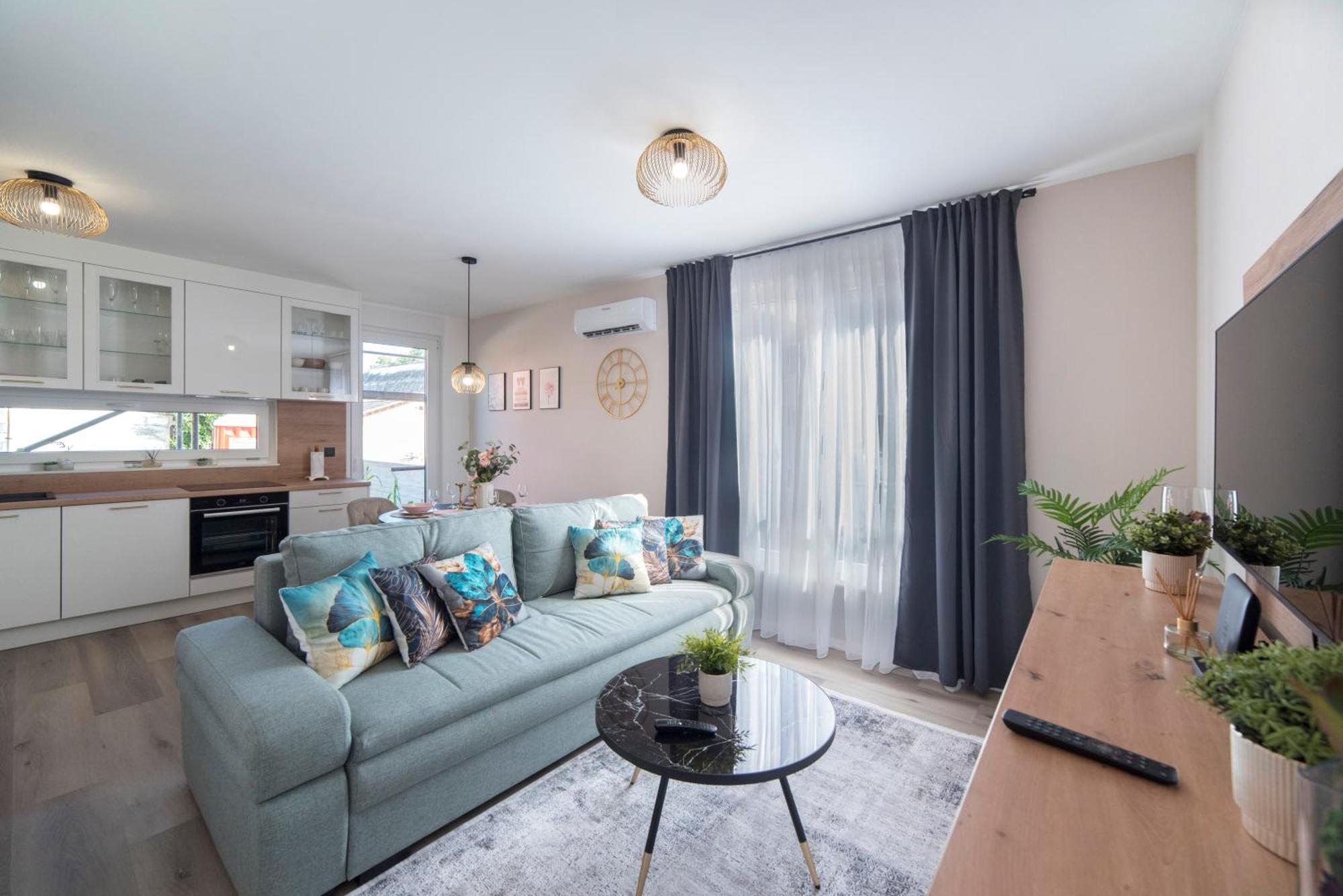 Apartment Lemm 500M From The Arena Zagabria Esterno foto